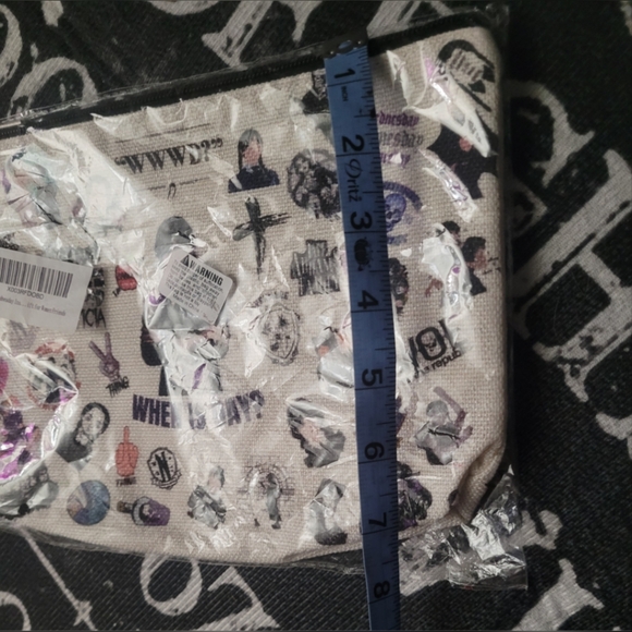 WWWD Wednesday Addams Zip Cosmetic Bag - Picture 4 of 4